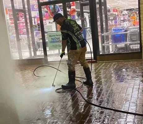 Commercial Pressure washing near Pittsburgh PA